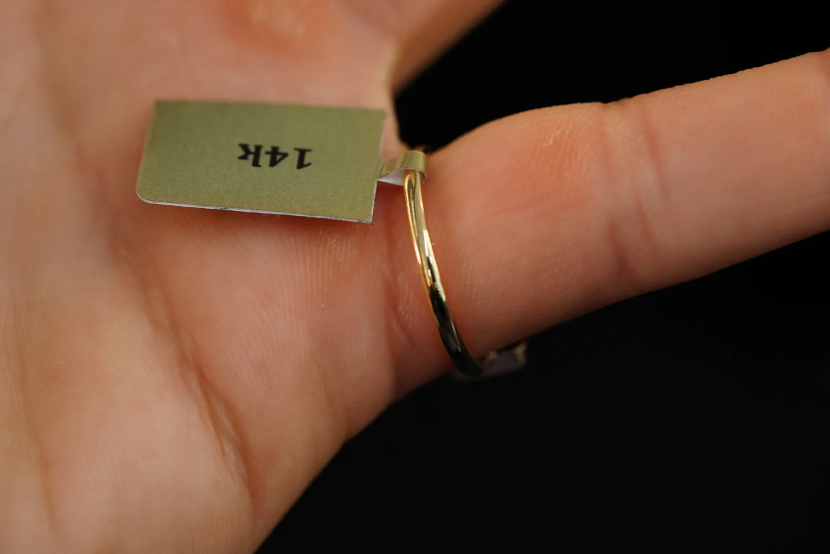 14k Refined Simplicity – Delicate Square Ring for a Minimalist Touch