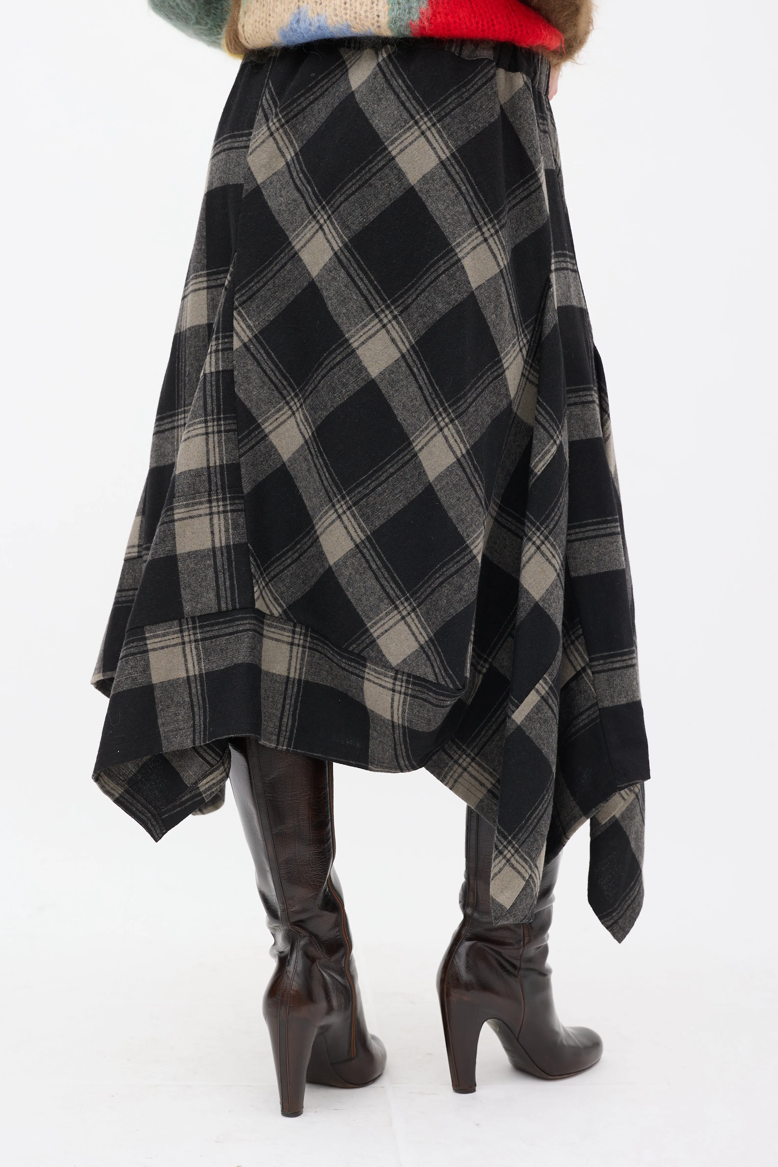Black & Beige Wool Plaid Handkerchief Skirt