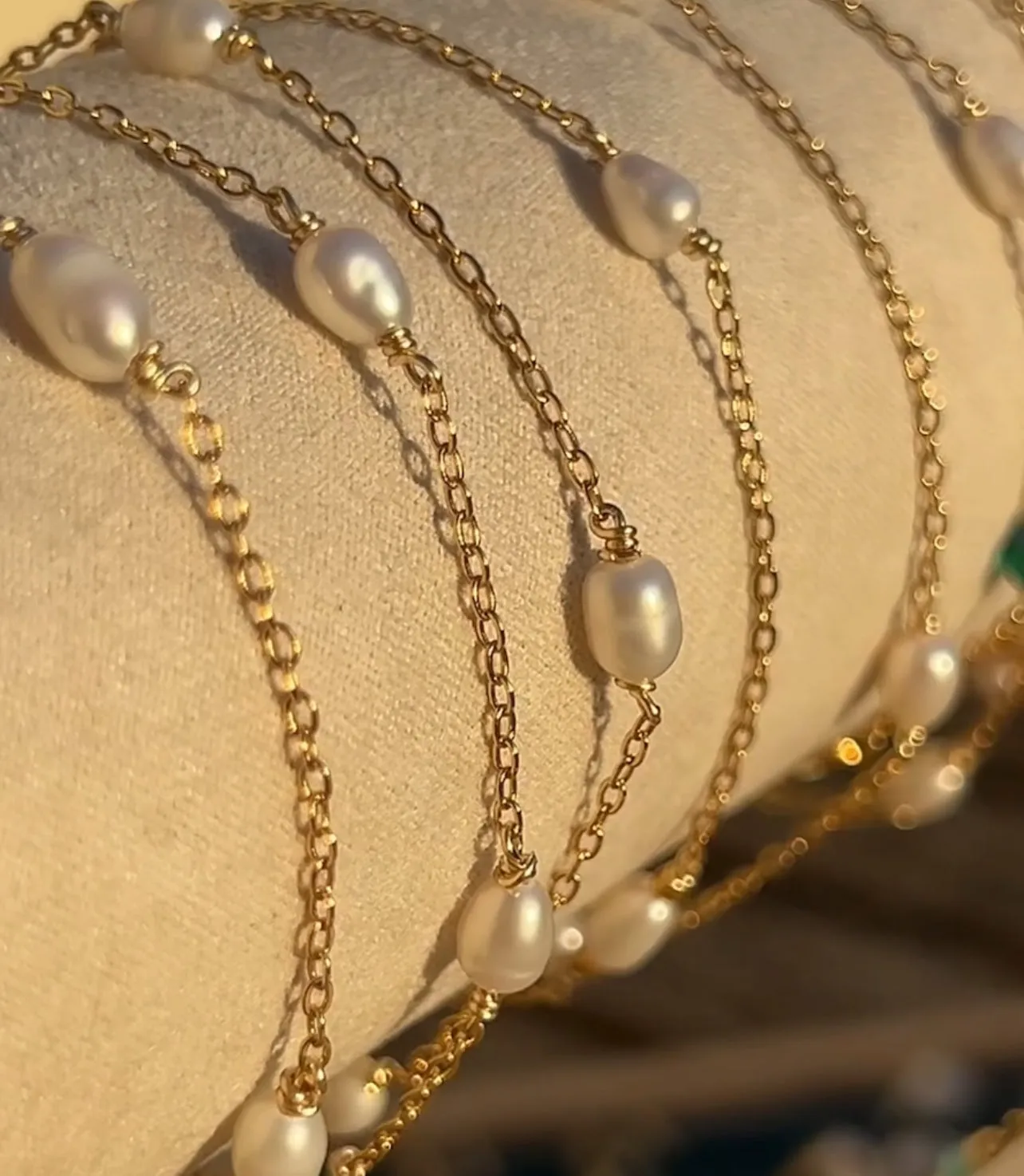 Delicate Chain Bracelets