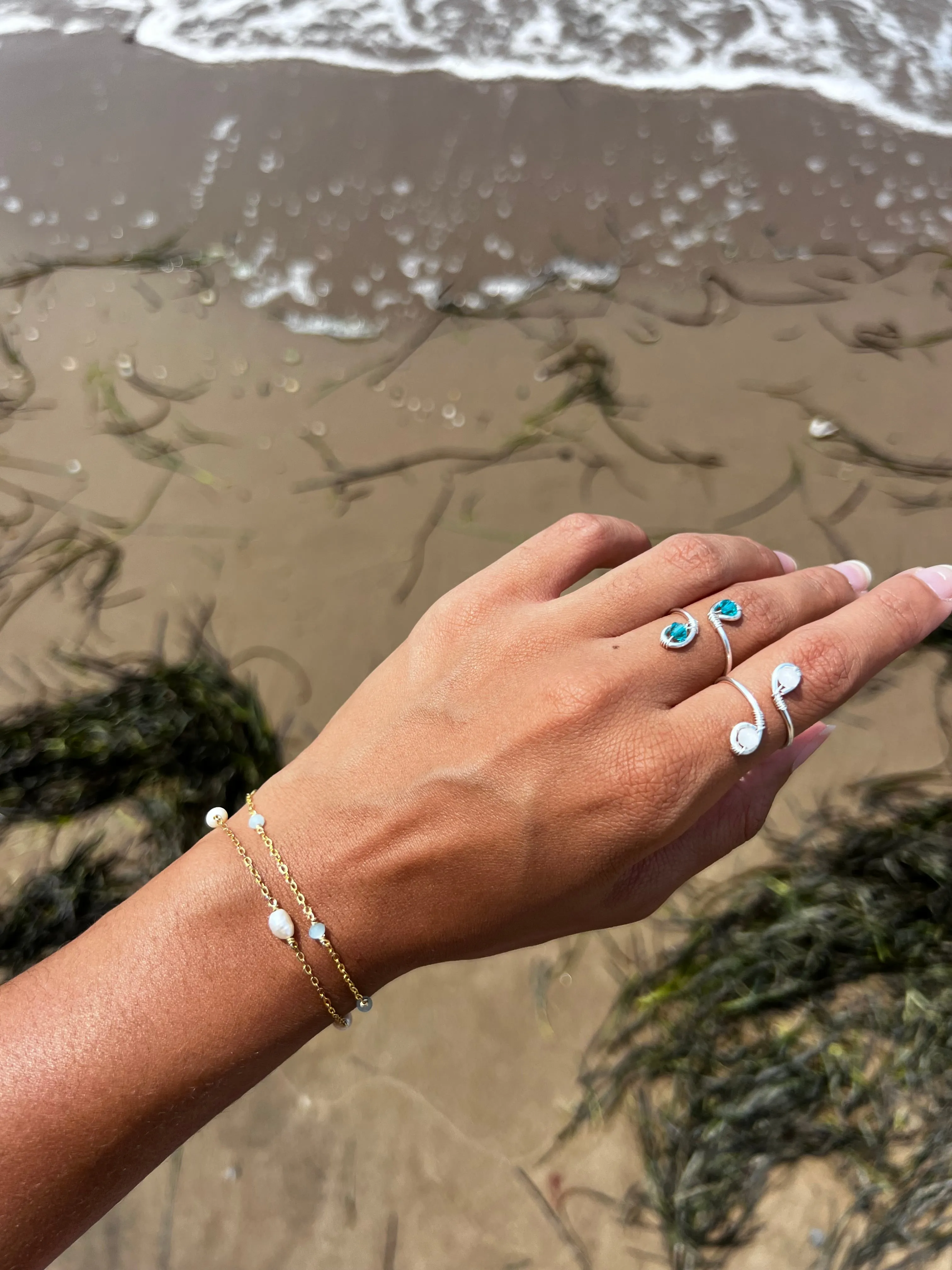 Delicate Chain Bracelets