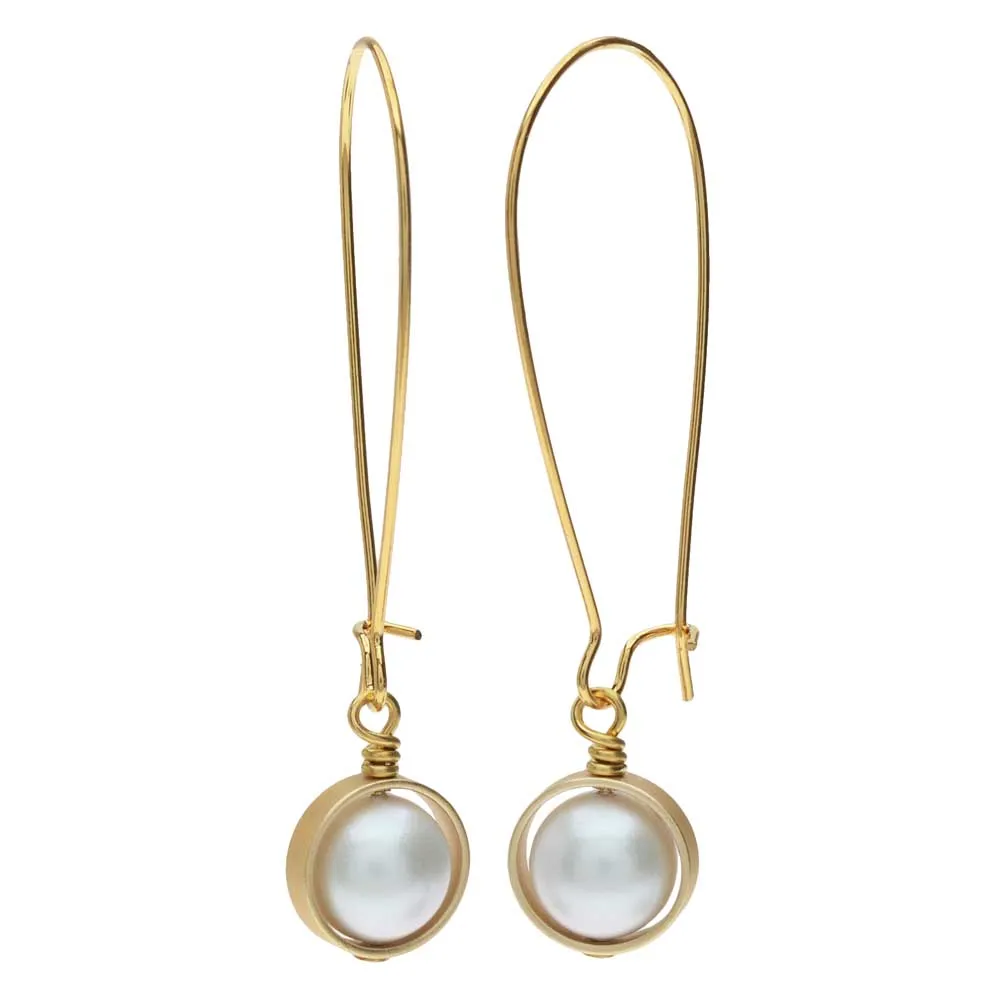 Delicate Golden Circle Earrings