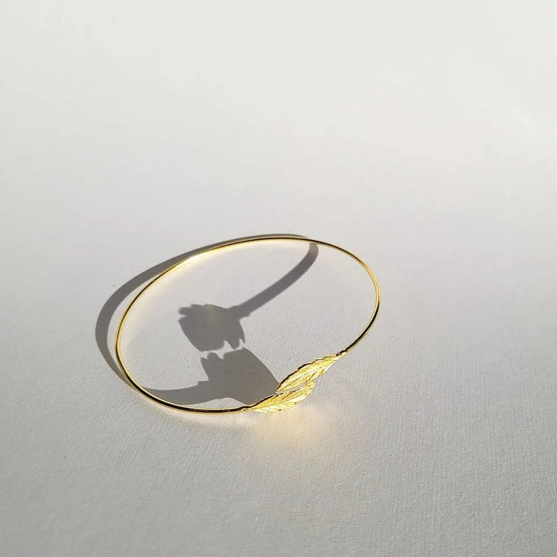 Featherlight Bangle | Bracelet