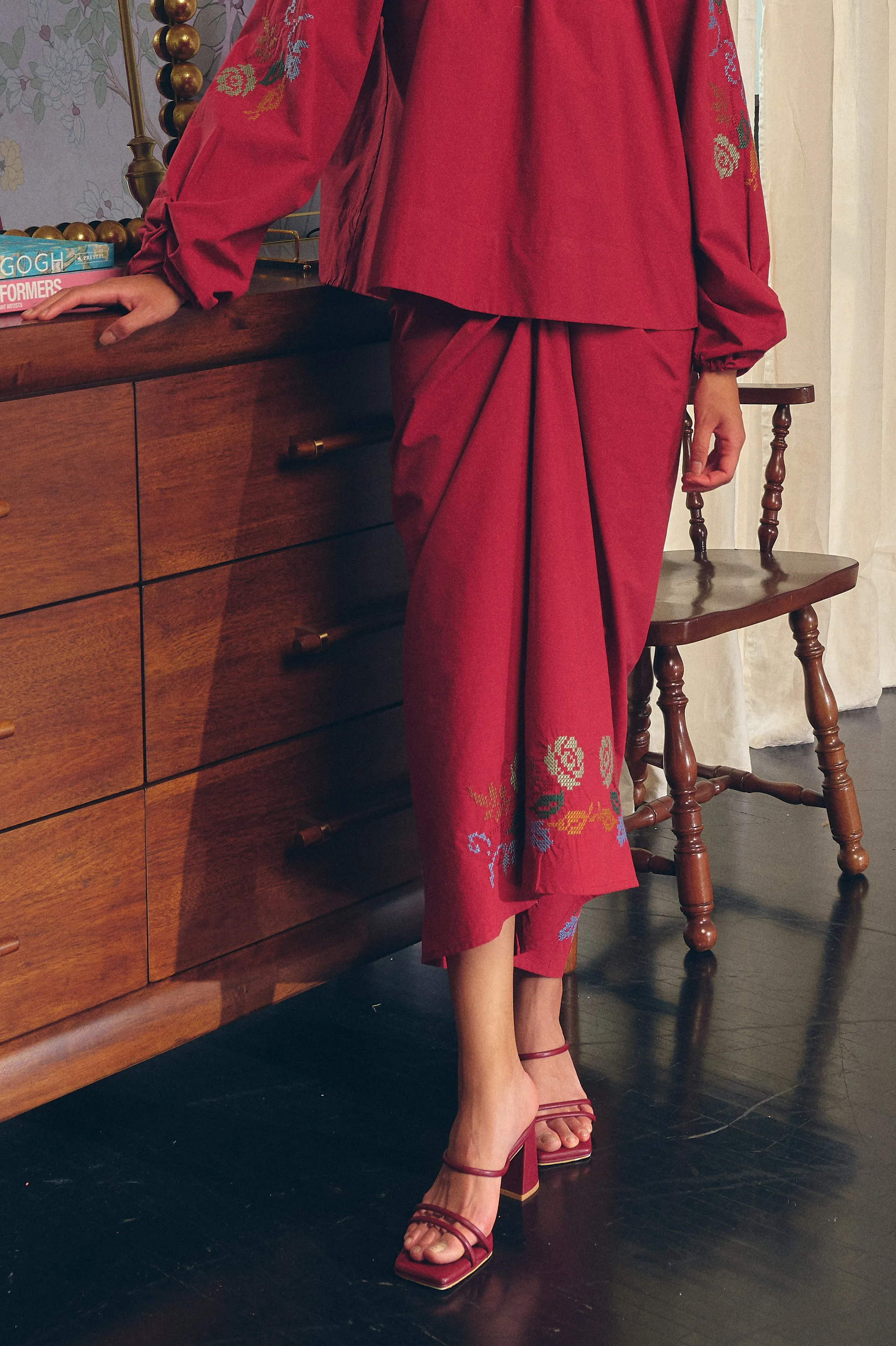 Frida Poplin Knot Skirt in Ruby