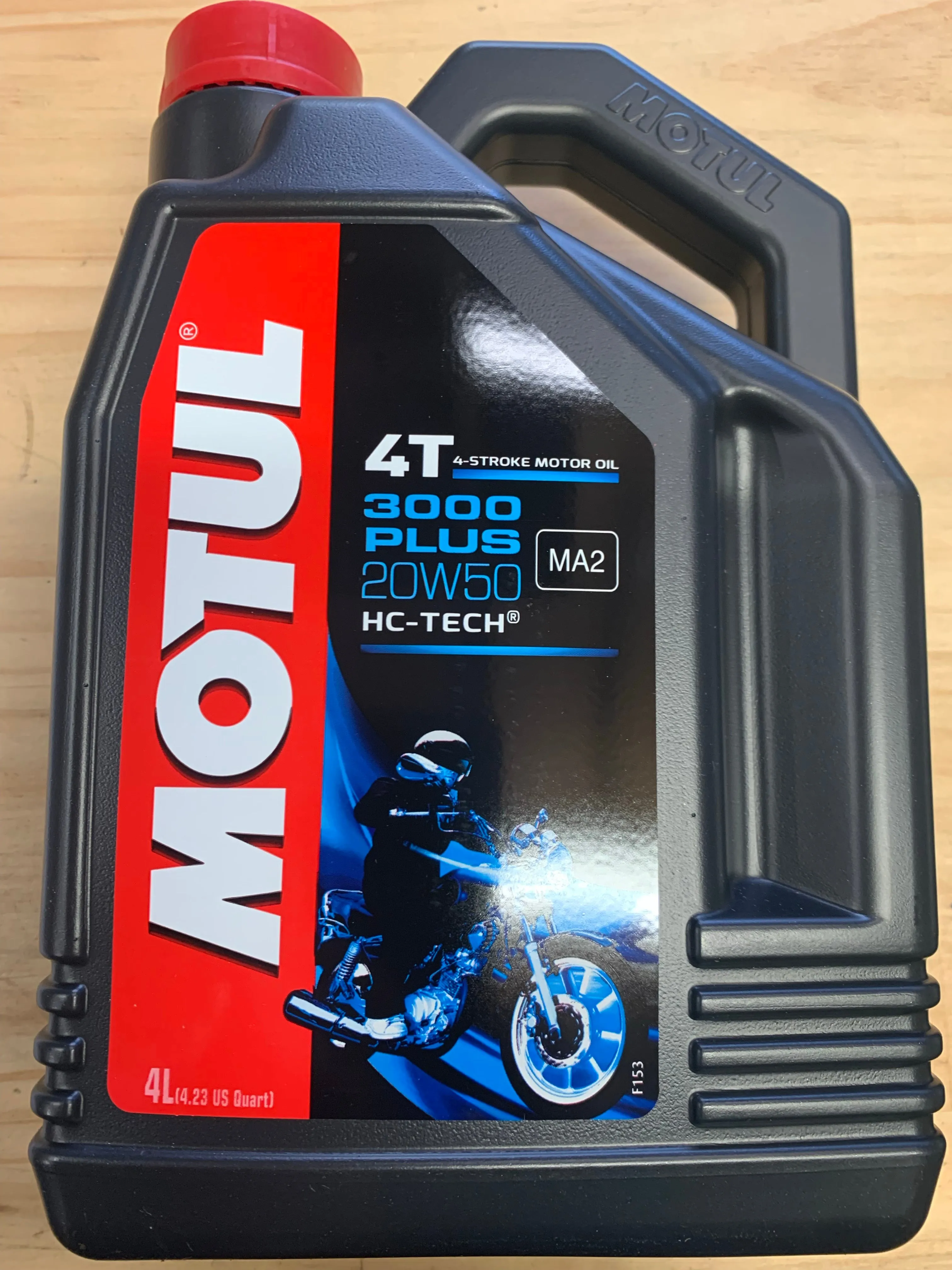 MOTUL 3000 Plus 4T 20w50 Mineral Oil, 4L