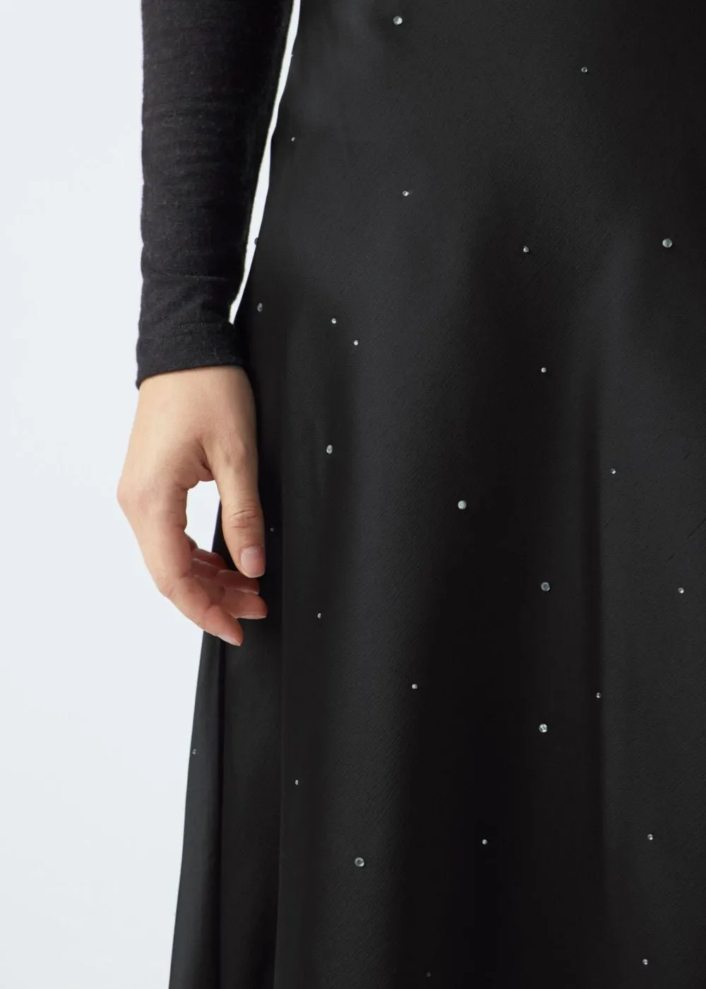 YASPELLA RHINESTONE HW MIDI SKIRT